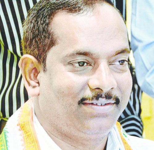 BJP Congress Demand Action Against BMC Mayor On Sex Slur Charges