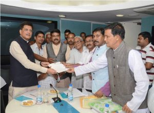 Coal Minister Assures To Resolve Issues of Project Affected People In Odisha