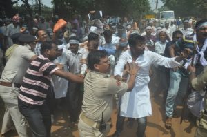 Farmers Enter Into Scuffle With Police In Odisha