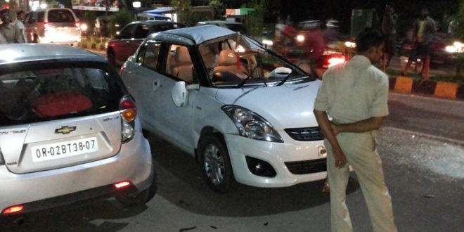 Two Injured In Road Accident In Bhubaneswar