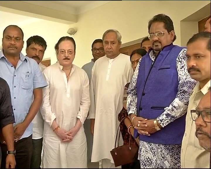 Film actors Uttam Mohanty, Asit Pati join BJD