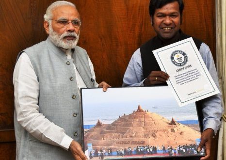 Modi praises Sudarsan for tallest sandcastle