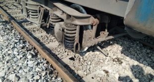 One coach of Howrah-Chennai Falaknuma express derailed