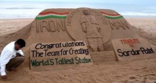 Sudarsan congratulates team for world's tallest statue