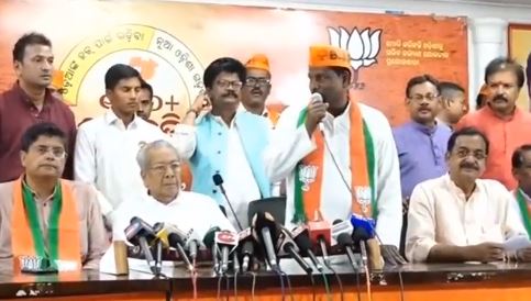 Bibhu Prasad Tarai joins BJP; Likely to contest from Jagatsinghpur LS