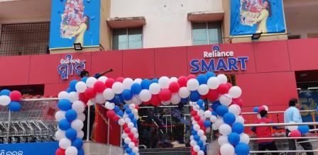 Reliance SMART opens new store in Bhubaneswar