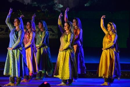 Konark Festival of classical dance begins in Odisha