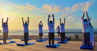 Mo beach yoga campaign