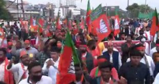 BJD, BJP organise massive rallies