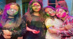 Happy Holi 2022: Choose your lucky colour according to your zodiac sign